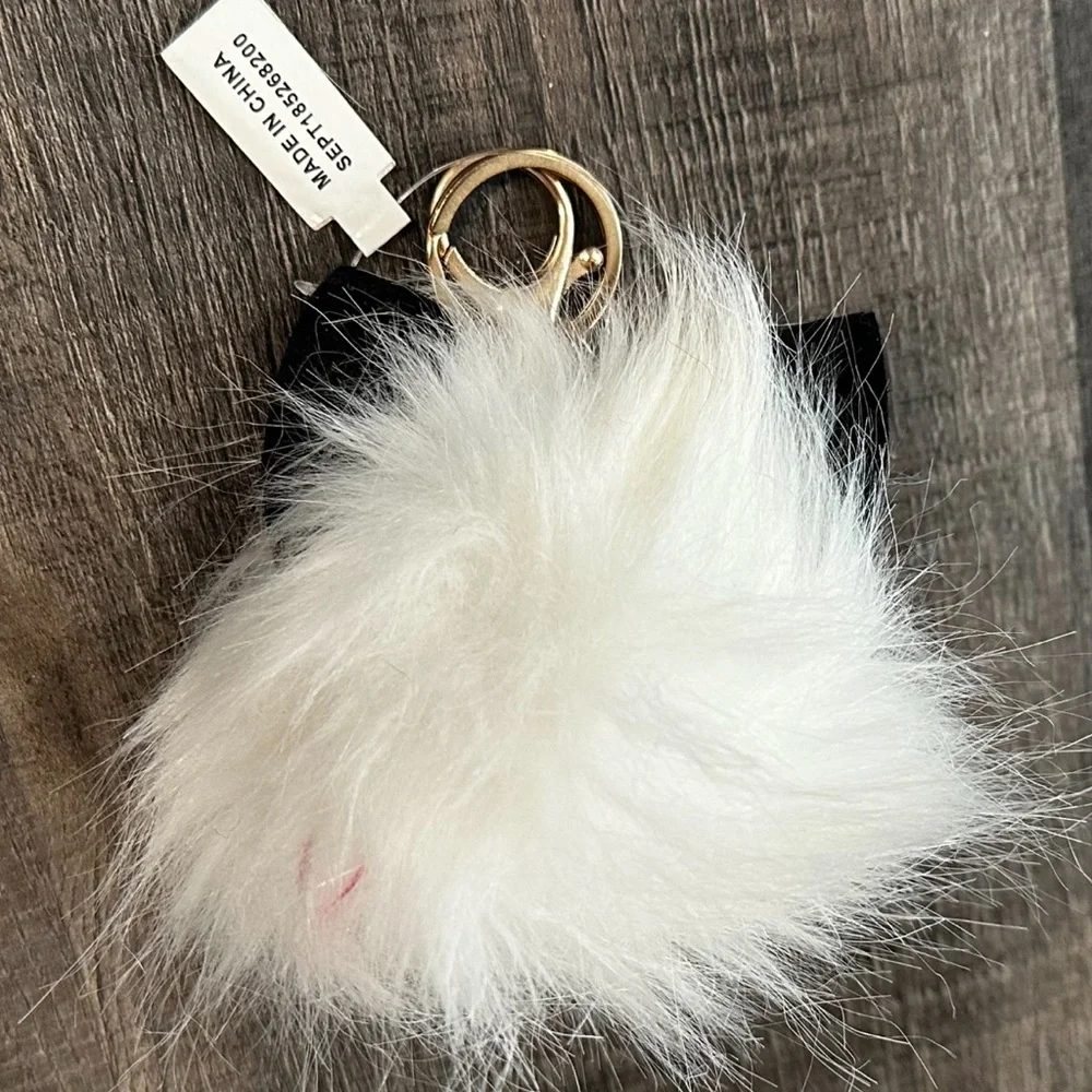 💞 New Furry Kitty Cat Keychain with Clip